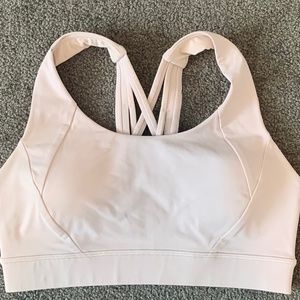 Lululemon Free to Be Elevated’ Sports Bra DD/DDD